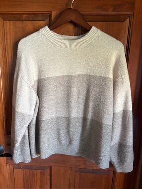 H&M Cream and Grey Colorbock Pullover Sweater- Women's SMALL oversized